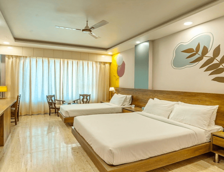 100 Hour Yoga Teacher Training in Rishikesh, India